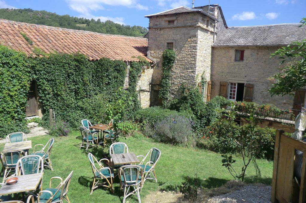 Domaine D'Alcapies Bed & Breakfast Saint-Jean-d'Alcapies ภายนอก รูปภาพ