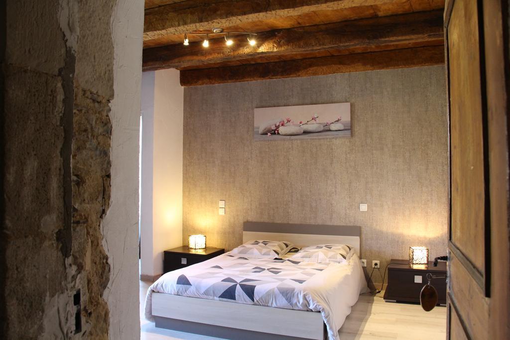 Domaine D'Alcapies Bed & Breakfast Saint-Jean-d'Alcapies ภายนอก รูปภาพ