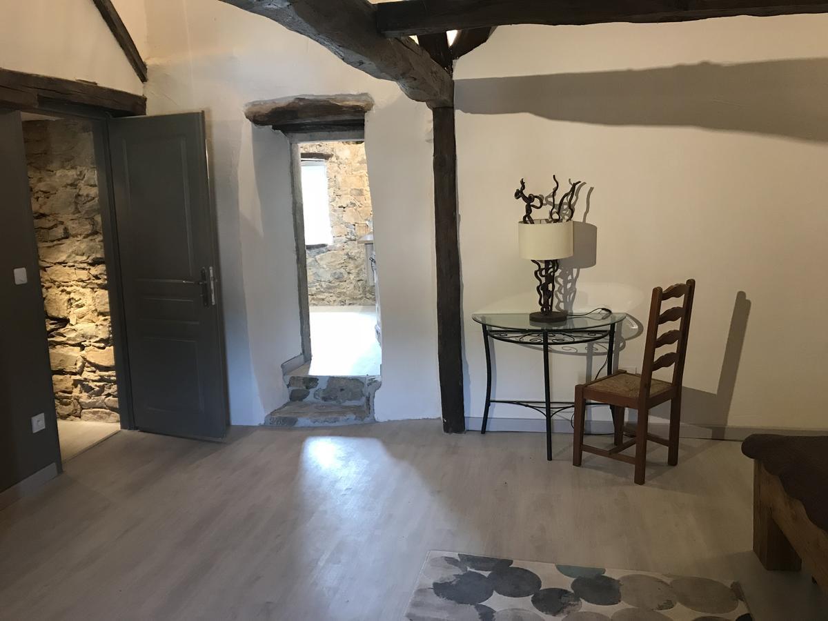 Domaine D'Alcapies Bed & Breakfast Saint-Jean-d'Alcapies ภายนอก รูปภาพ