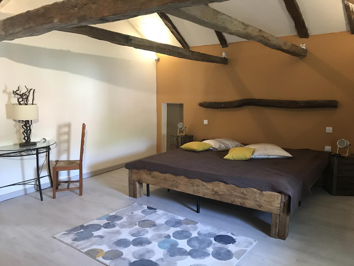 Domaine D'Alcapies Bed & Breakfast Saint-Jean-d'Alcapies ภายนอก รูปภาพ